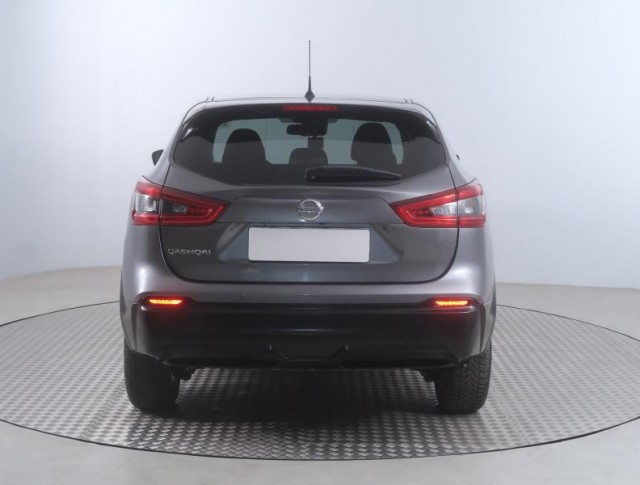Nissan Qashqai  1.3 DIG-T 