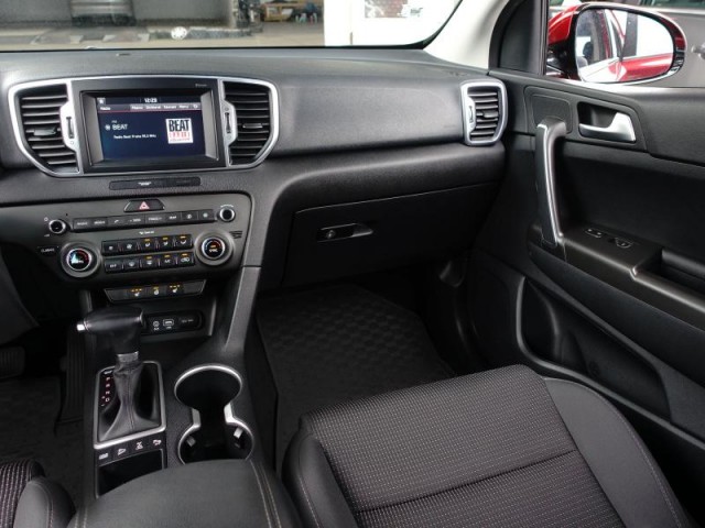 Kia Sportage  2.0 CRDi Style