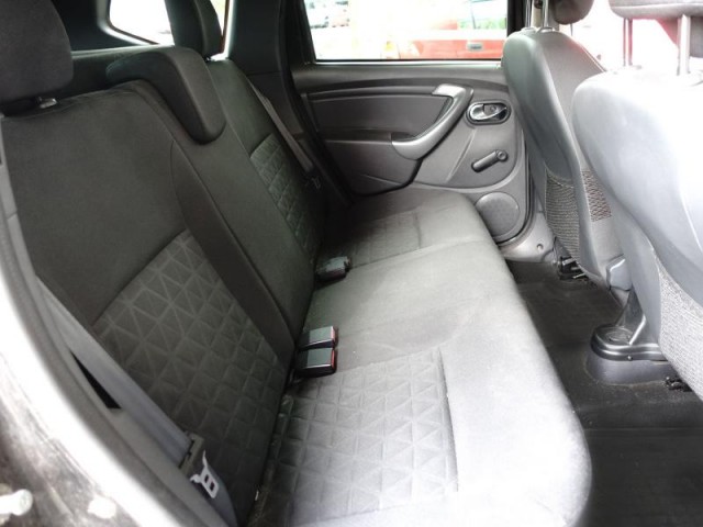 Dacia Duster  1.6 16V 