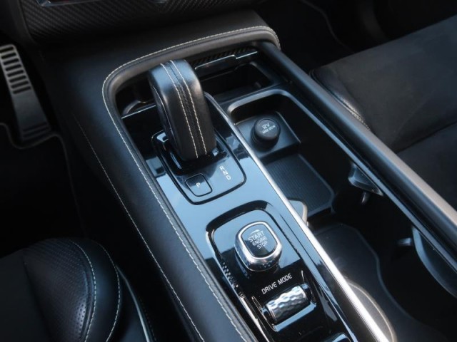 Volvo XC90  T8 Twin Engine AWD R-Design