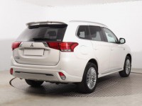 Mitsubishi Outlander  2.4 PHEV 