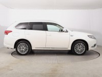 Mitsubishi Outlander  2.4 PHEV 