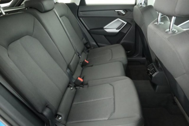 Audi Q3  45 TFSI e S line