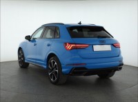 Audi Q3  45 TFSI e S line