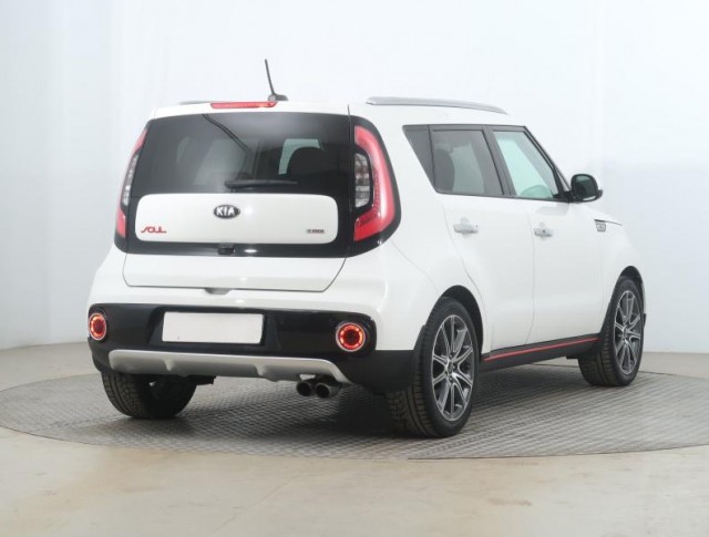 Kia Soul  1.6 T-GDI 