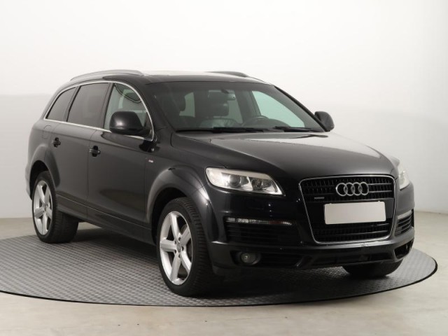 Audi Q7  3.0 TDI S-Line