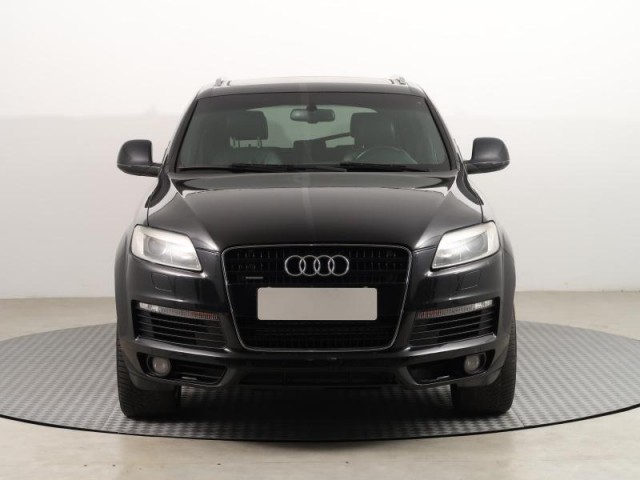 Audi Q7  3.0 TDI S-Line