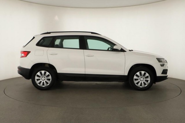 Škoda Karoq  1.0 TSI Active