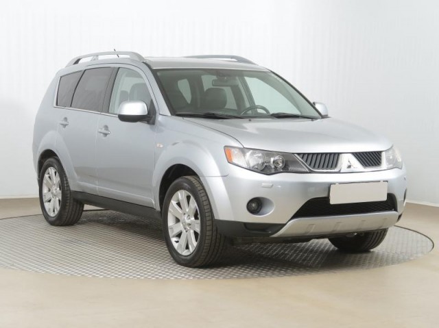 Mitsubishi Outlander  2.2 DI-D 