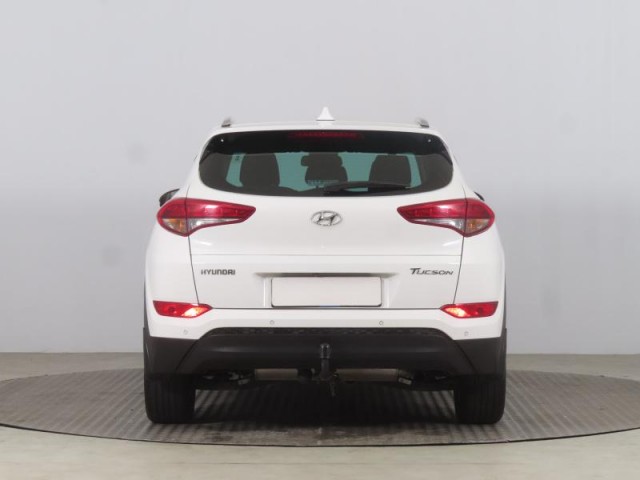 Hyundai Tucson  1.7 CRDi Trikolor