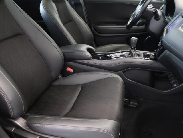 Honda HR-V  1.5 i-VTEC 