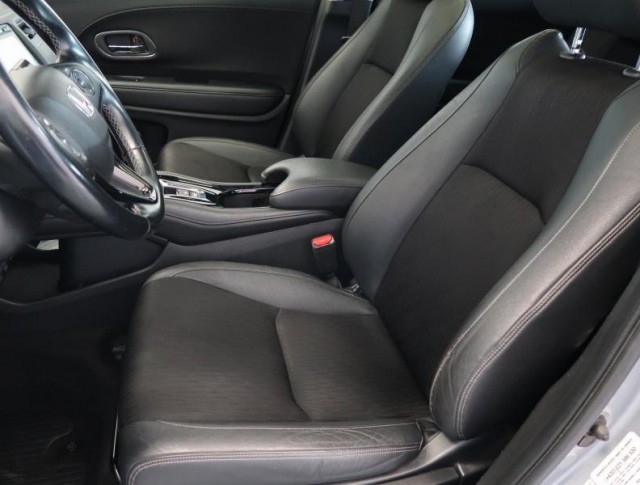 Honda HR-V  1.5 i-VTEC 