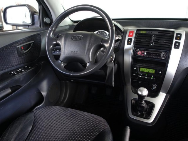 Hyundai Tucson  2.0 CRDi 