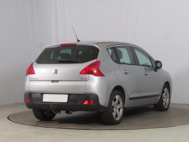 Peugeot 3008  2.0 HDi 