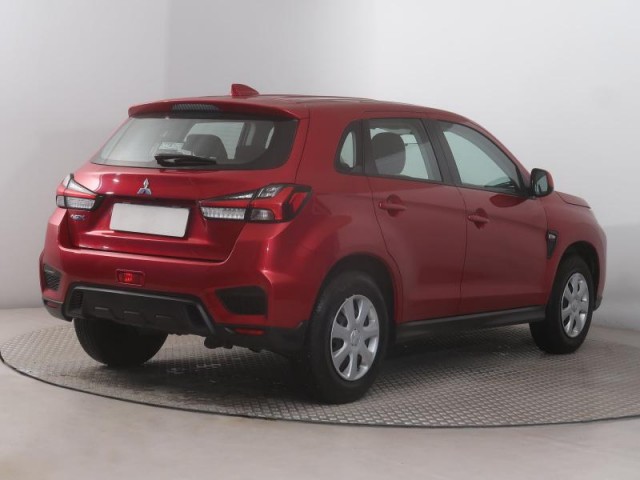 Mitsubishi ASX  2.0 MIVEC 
