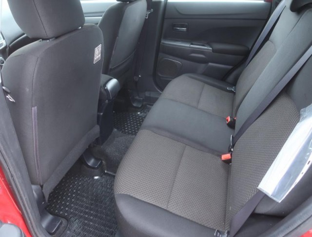 Mitsubishi ASX  1.6 MIVEC 