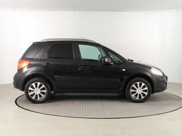 Suzuki SX4  1.6 VVT 