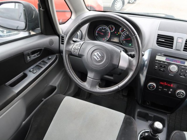 Suzuki SX4  1.6 VVT 
