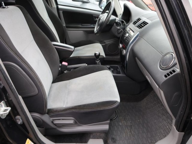 Suzuki SX4  1.6 VVT 