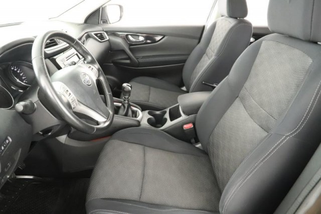 Nissan Qashqai  1.2 DIG-T 