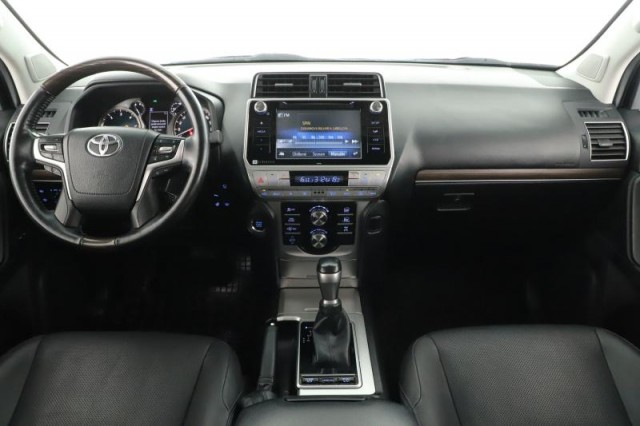 Toyota Land Cruiser  2.8 D-4D 