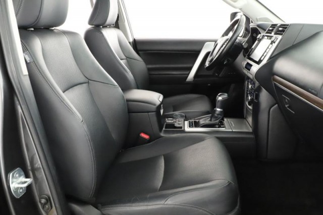 Toyota Land Cruiser  2.8 D-4D 