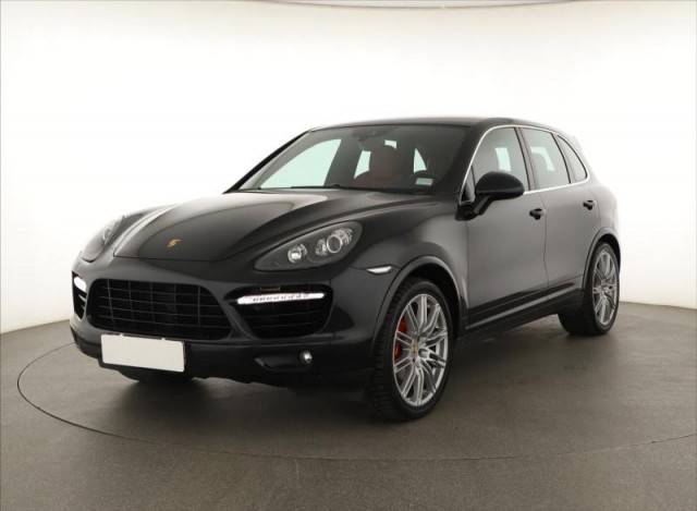 Porsche Cayenne  Turbo S 