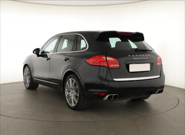 Porsche Cayenne  Turbo S 