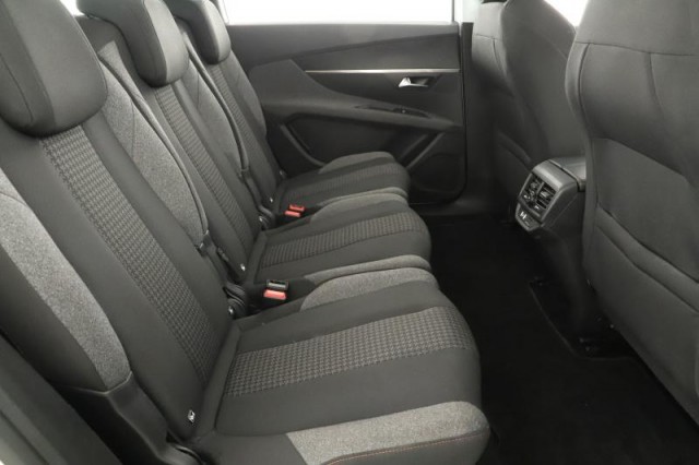 Peugeot 5008  1.5 BlueHDi Active Pack