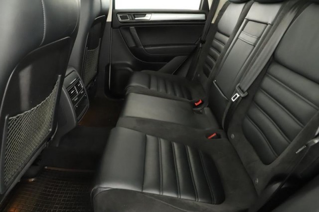 Volkswagen Touareg  3.0 TDI R-Line