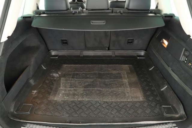 Volkswagen Touareg  3.0 TDI R-Line