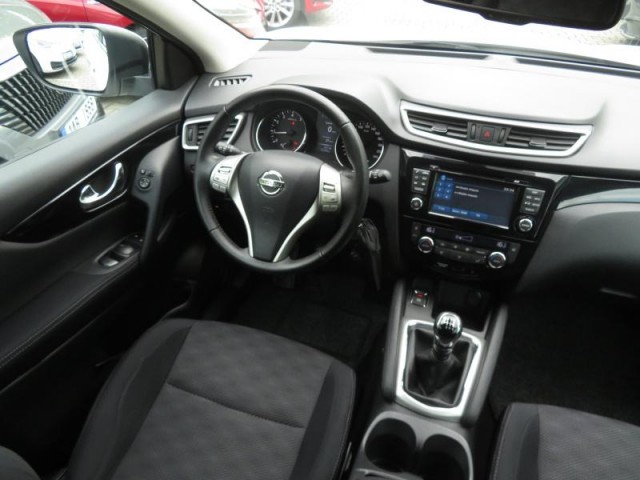 Nissan Qashqai  1.2 DIG-T 