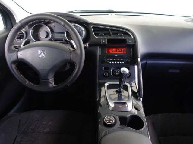 Peugeot 3008  1.6 HDi 