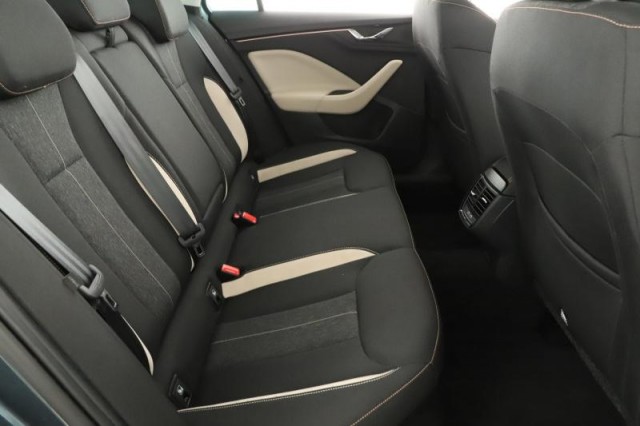 Škoda Kamiq  1.5 TSI 