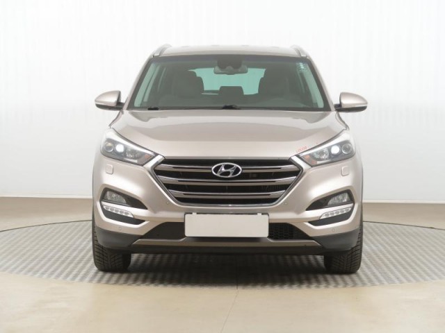 Hyundai Tucson  2.0 CRDi 