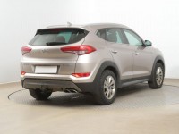 Hyundai Tucson  2.0 CRDi 