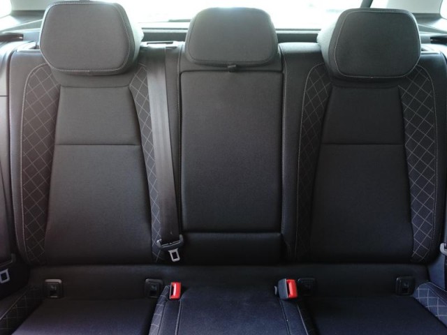 Škoda Karoq  1.6 TDI 