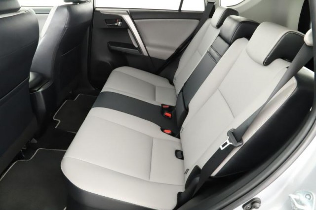 Toyota RAV 4  2.5 Hybrid 