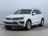 Volkswagen Touareg  3.0 TDI R-Line