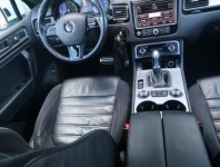 Volkswagen Touareg  3.0 TDI R-Line