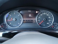 Volkswagen Touareg  3.0 TDI R-Line