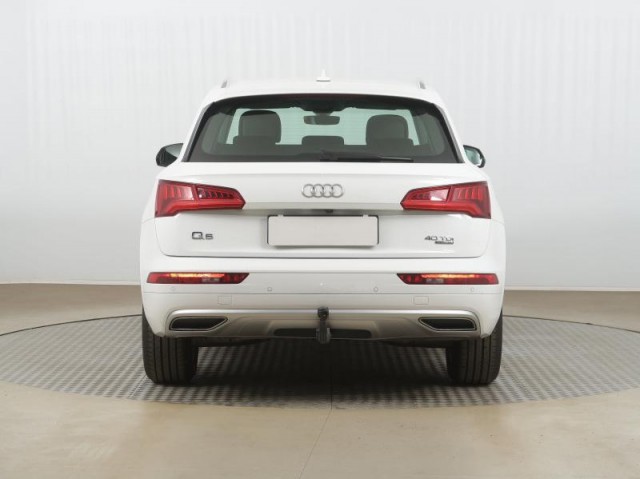 Audi Q5  40 TDI 