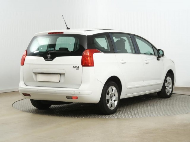 Peugeot 5008  1.6 HDi 