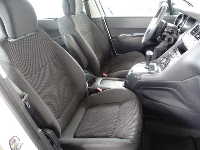 Peugeot 5008  1.6 HDi 