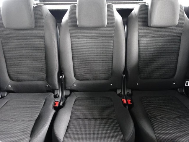 Peugeot 5008  1.6 HDi 