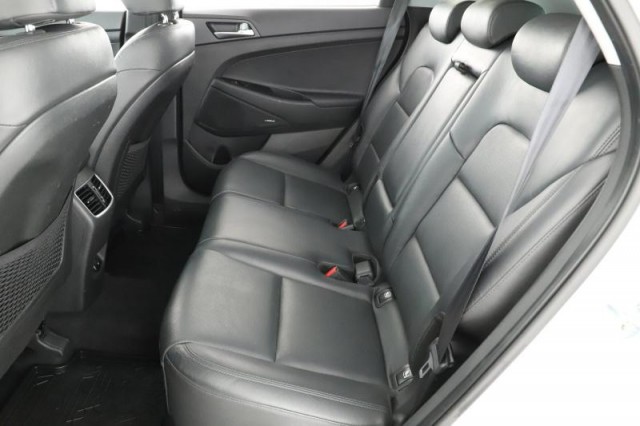 Hyundai Tucson  2.0 CRDi 