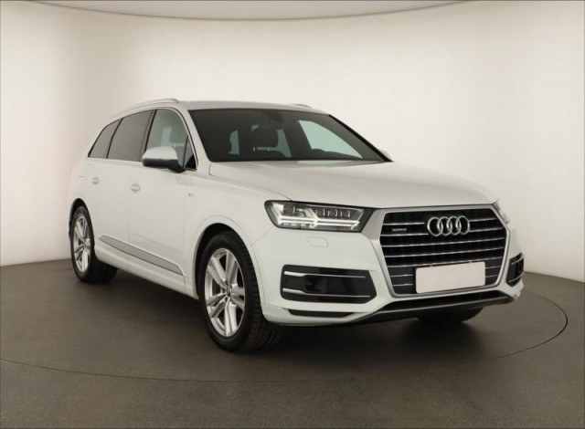 Audi Q7  50 TDI S-Line