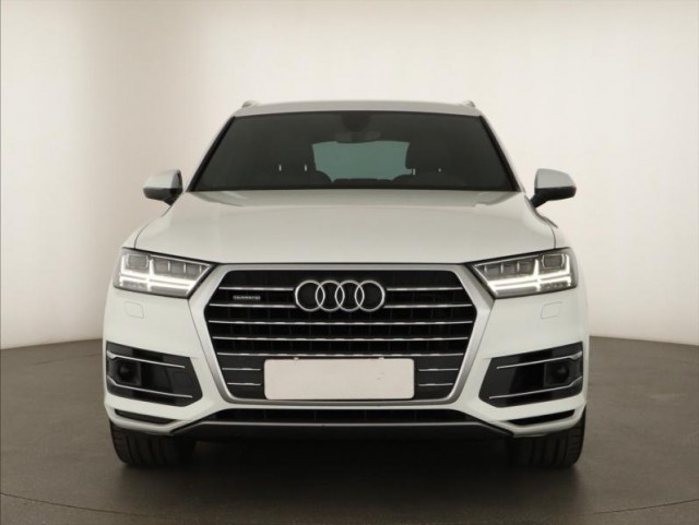 Audi Q7  50 TDI S-Line