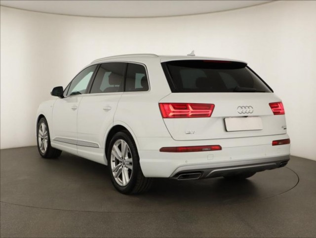 Audi Q7  50 TDI S-Line