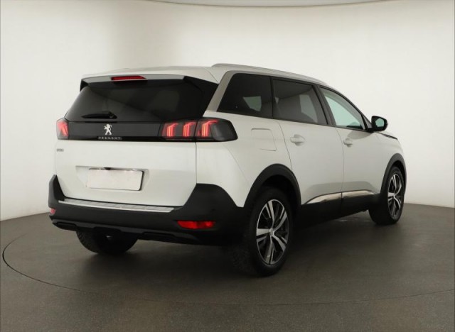 Peugeot 5008  1.5 BlueHDi 